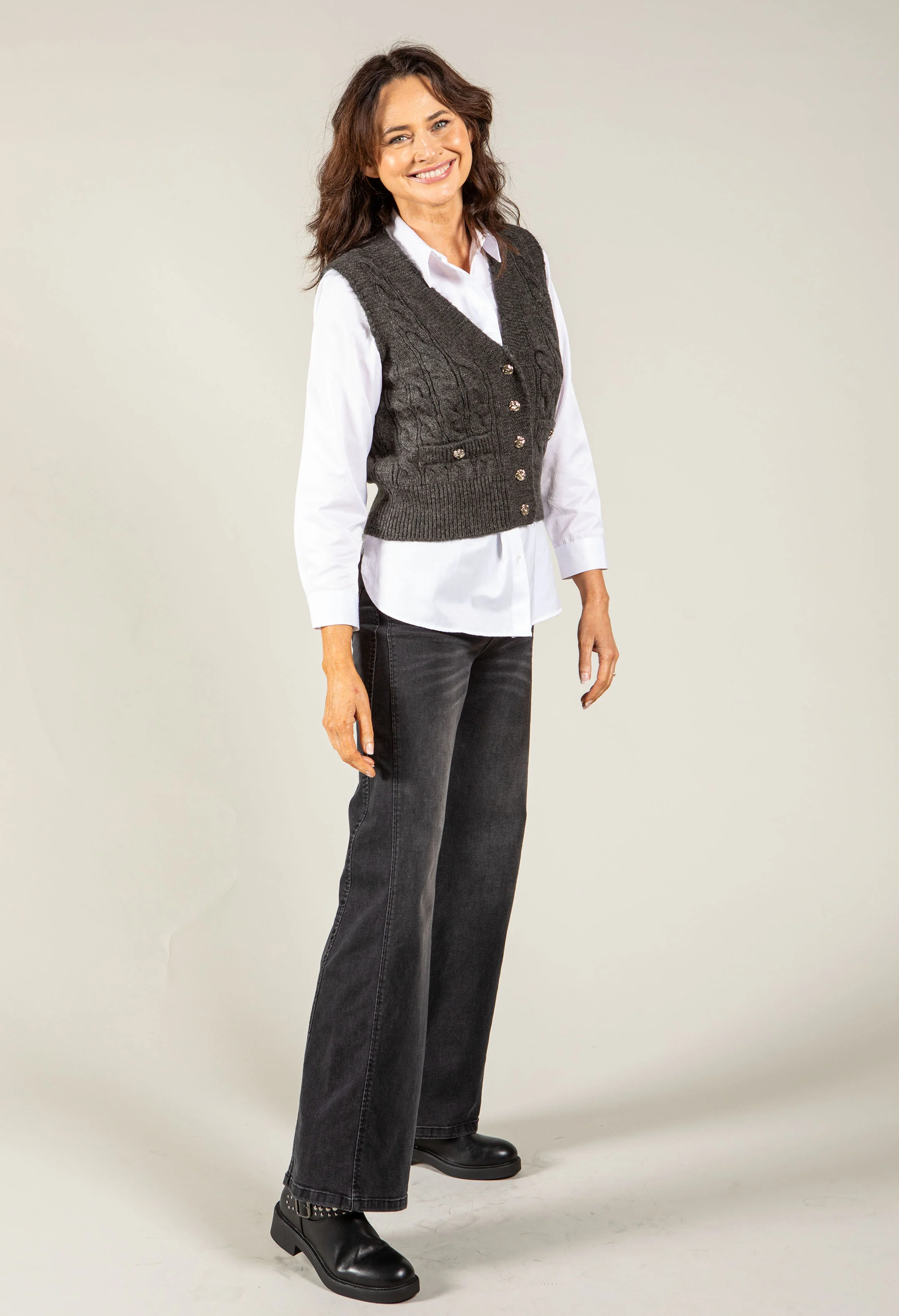 Adare Cable Knit Waistcoat - Image 9