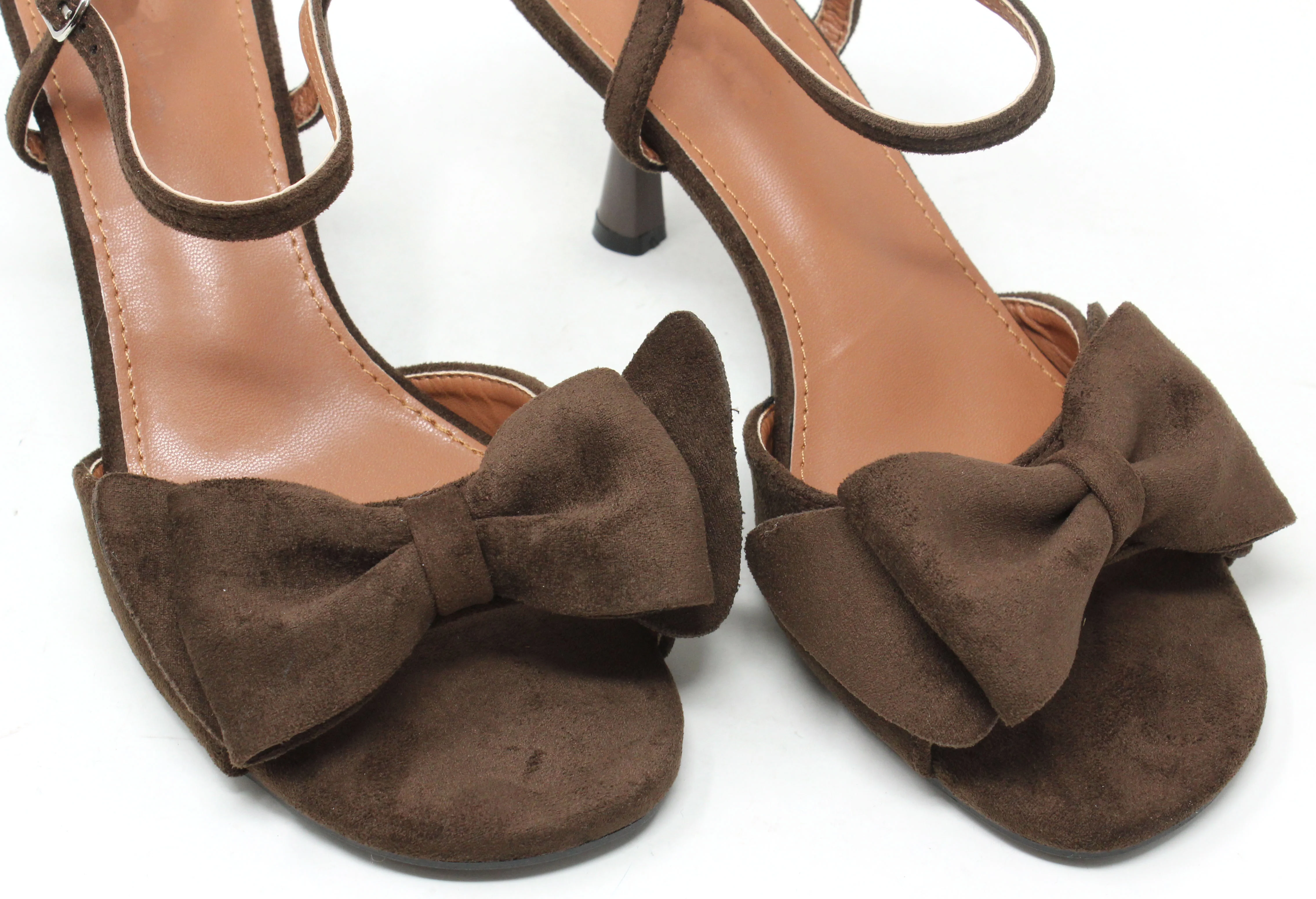 Bow Heels - Image 7