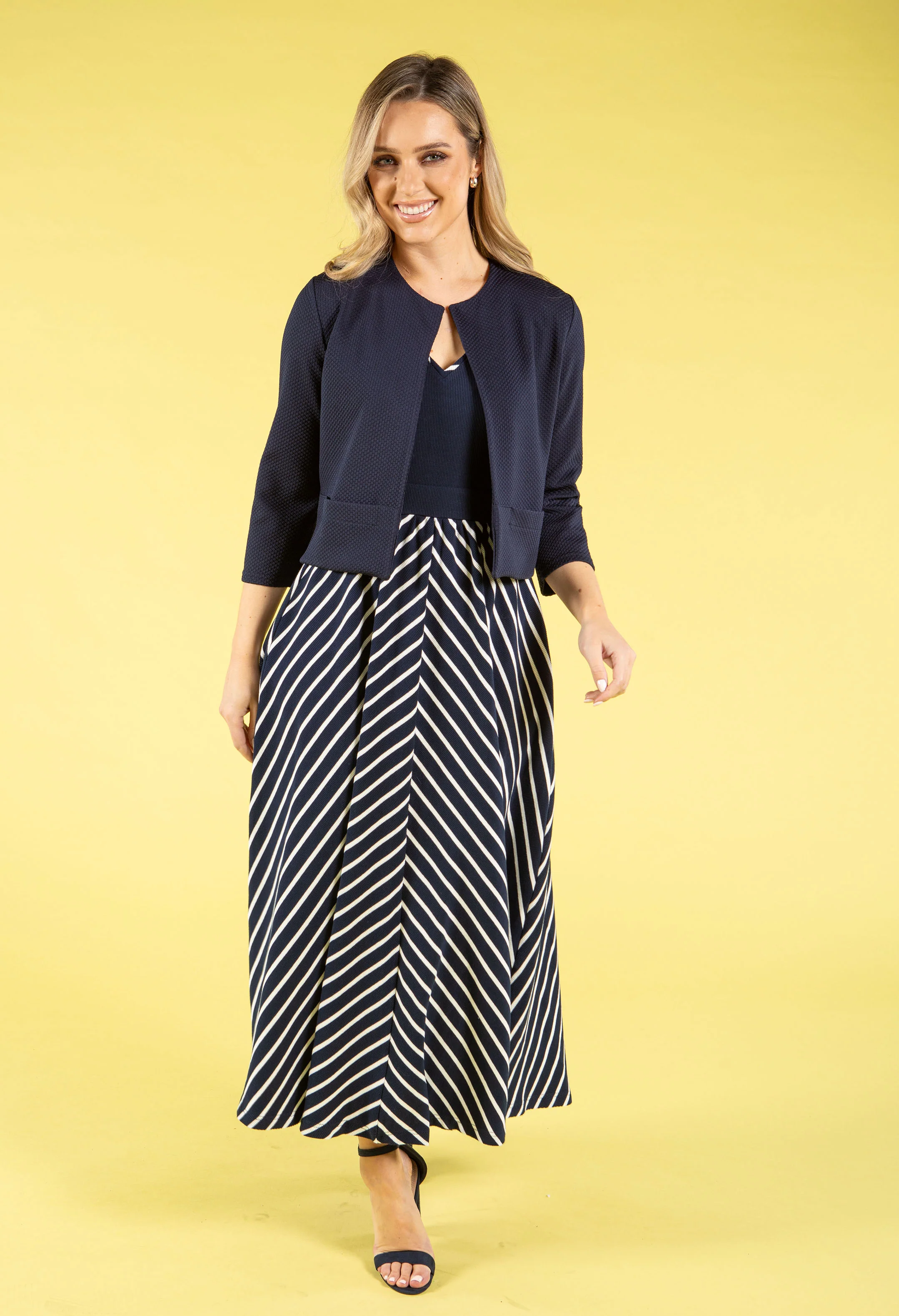 Carine Textured Short Jacket - Image 4