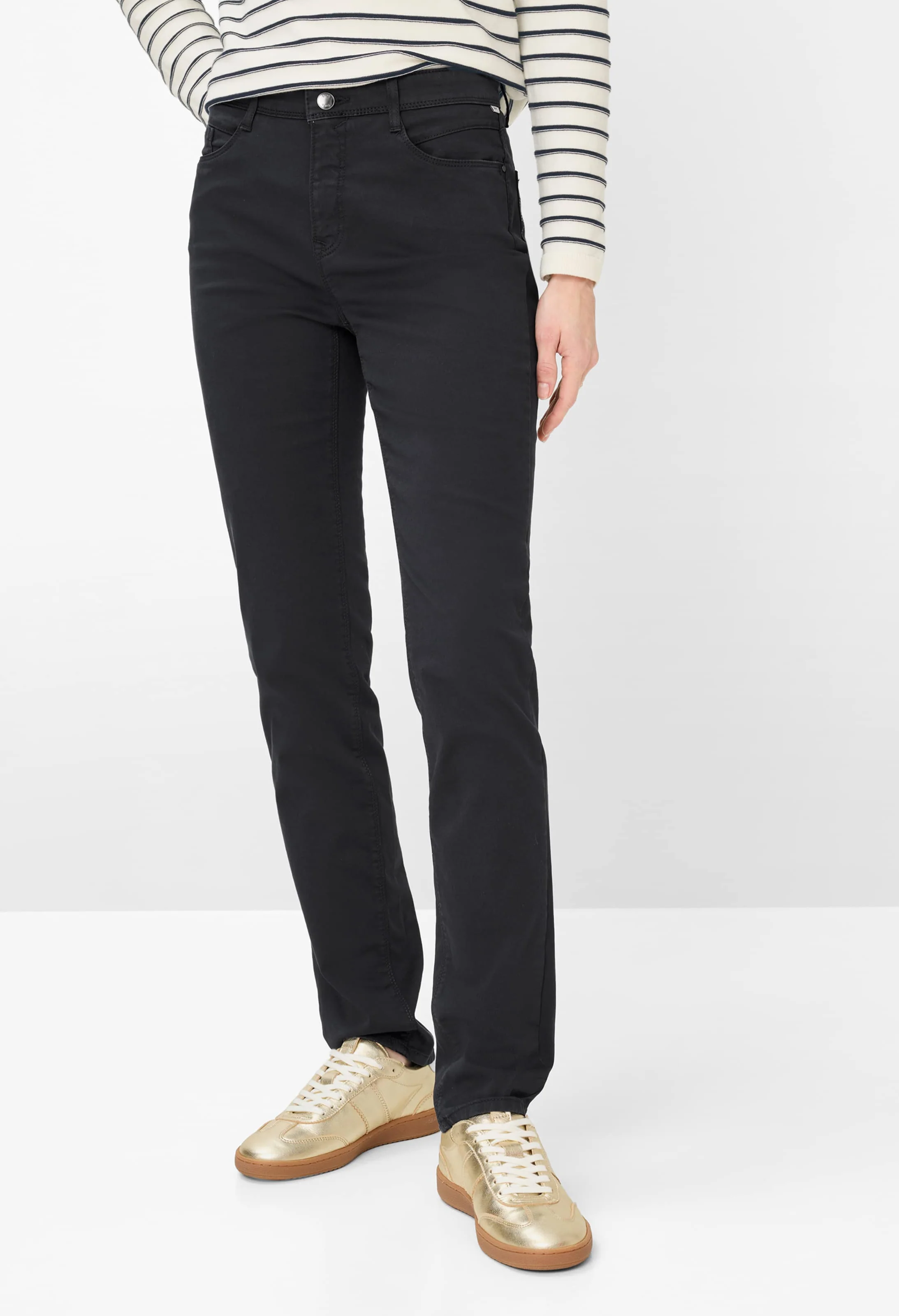Carola Femenine Fit Trousers - Image 13