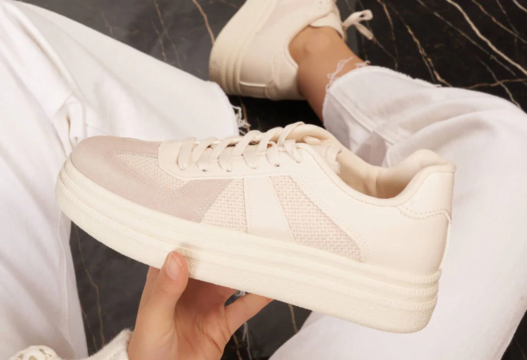 Crochet Detail Trainer - Image 4