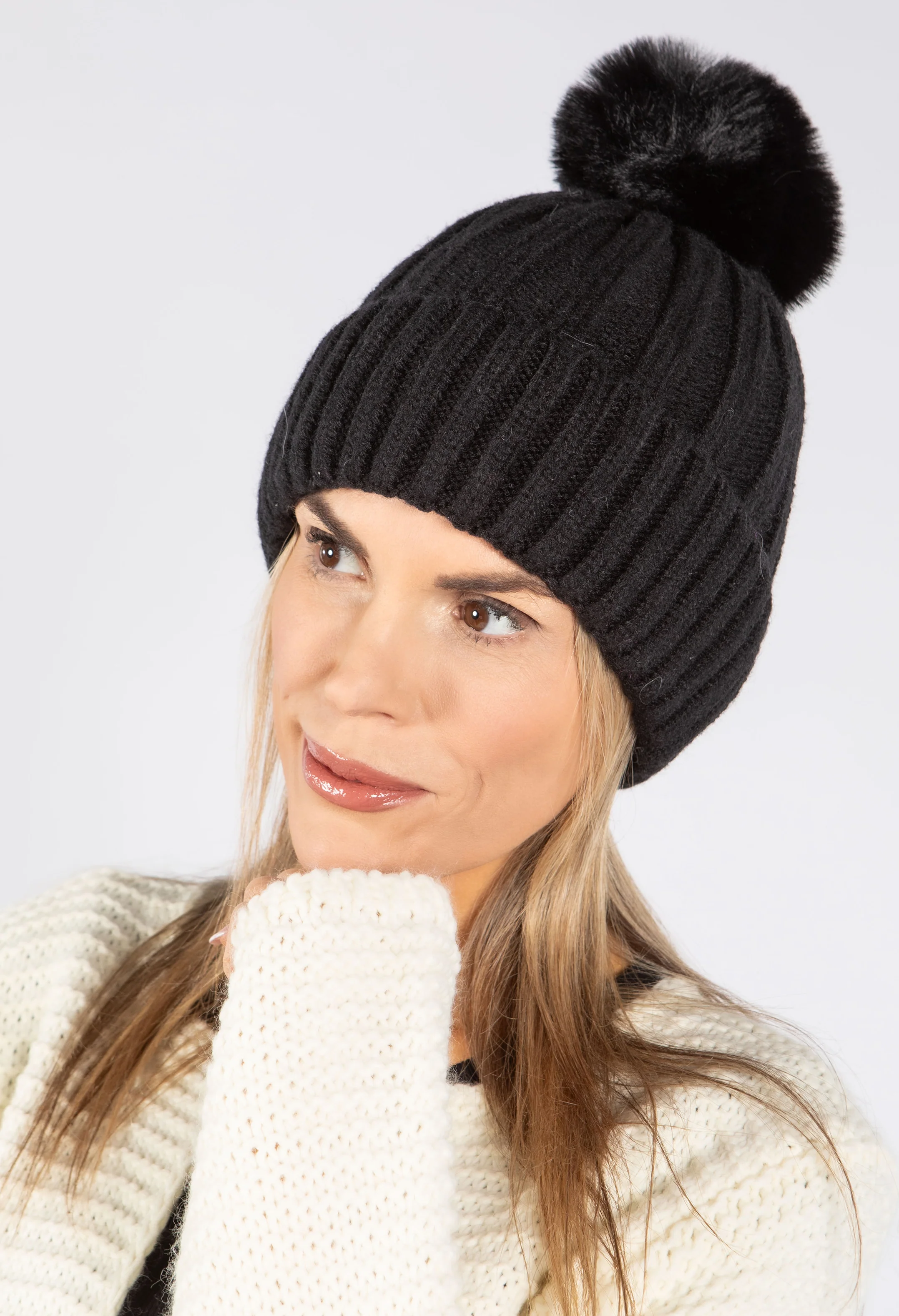 Faux Fur Bobble Hat - Image 4