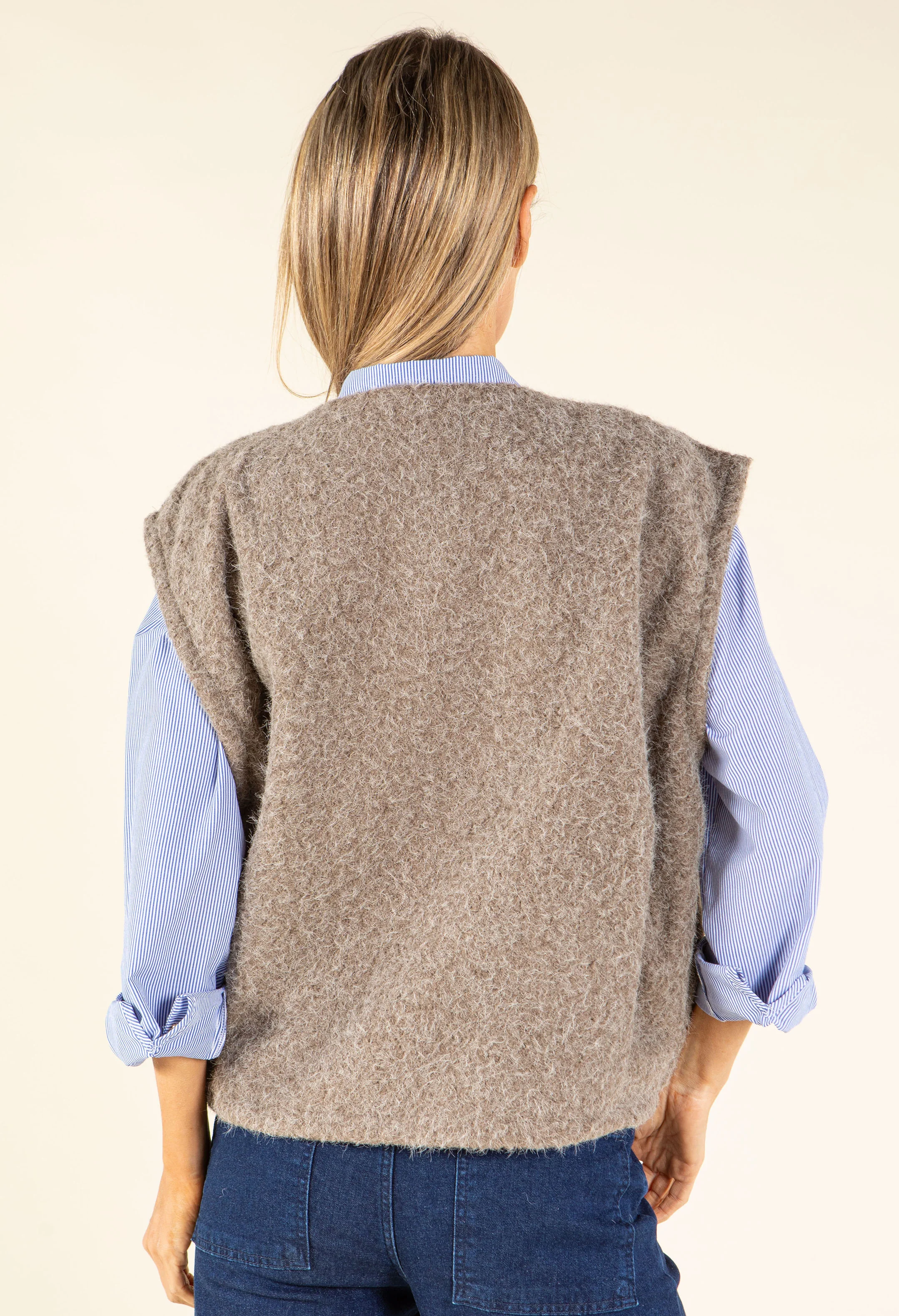 Fluffy Knit Vest - Image 13