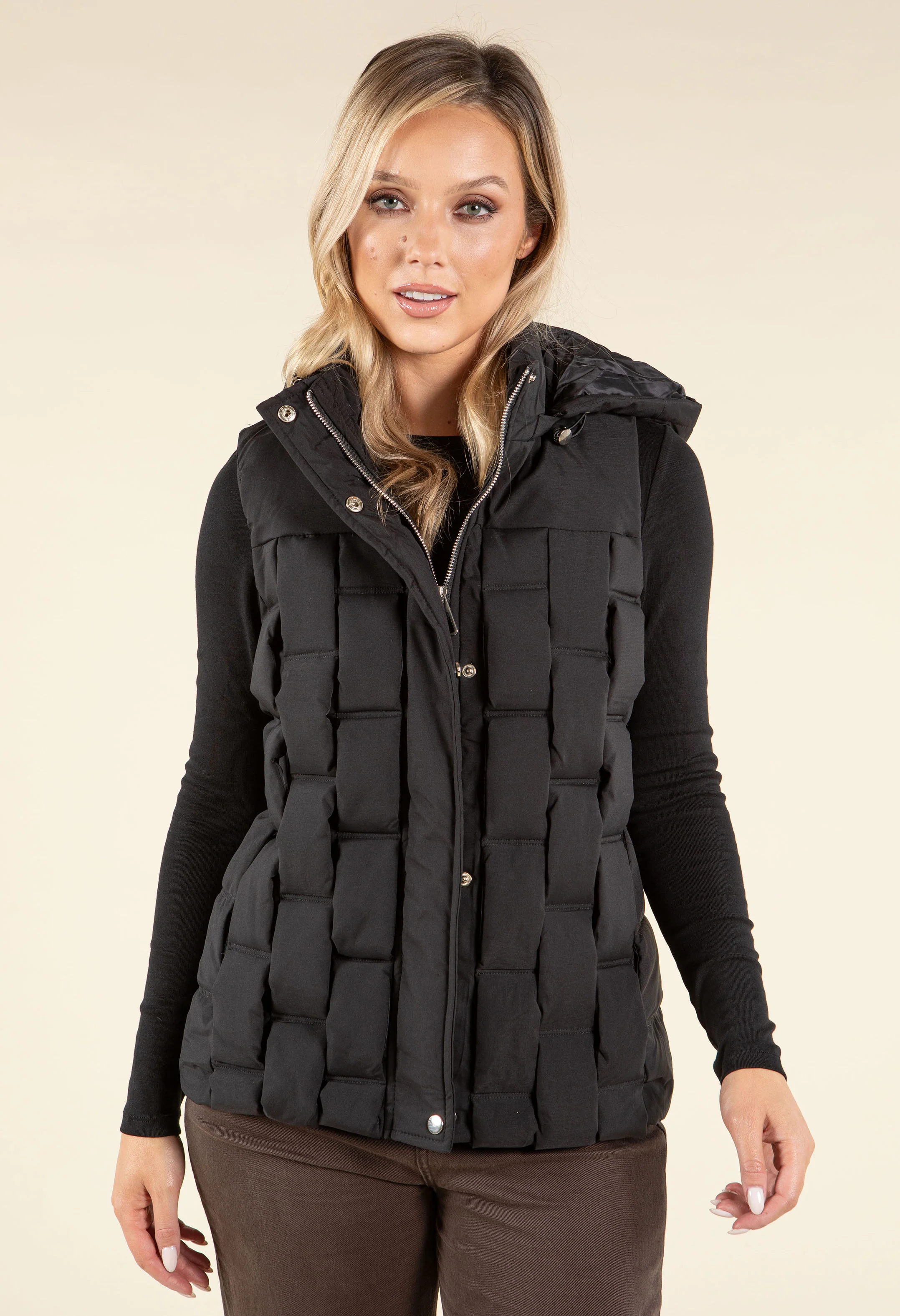 Geometric Design Quilted Gilet - Image 2
