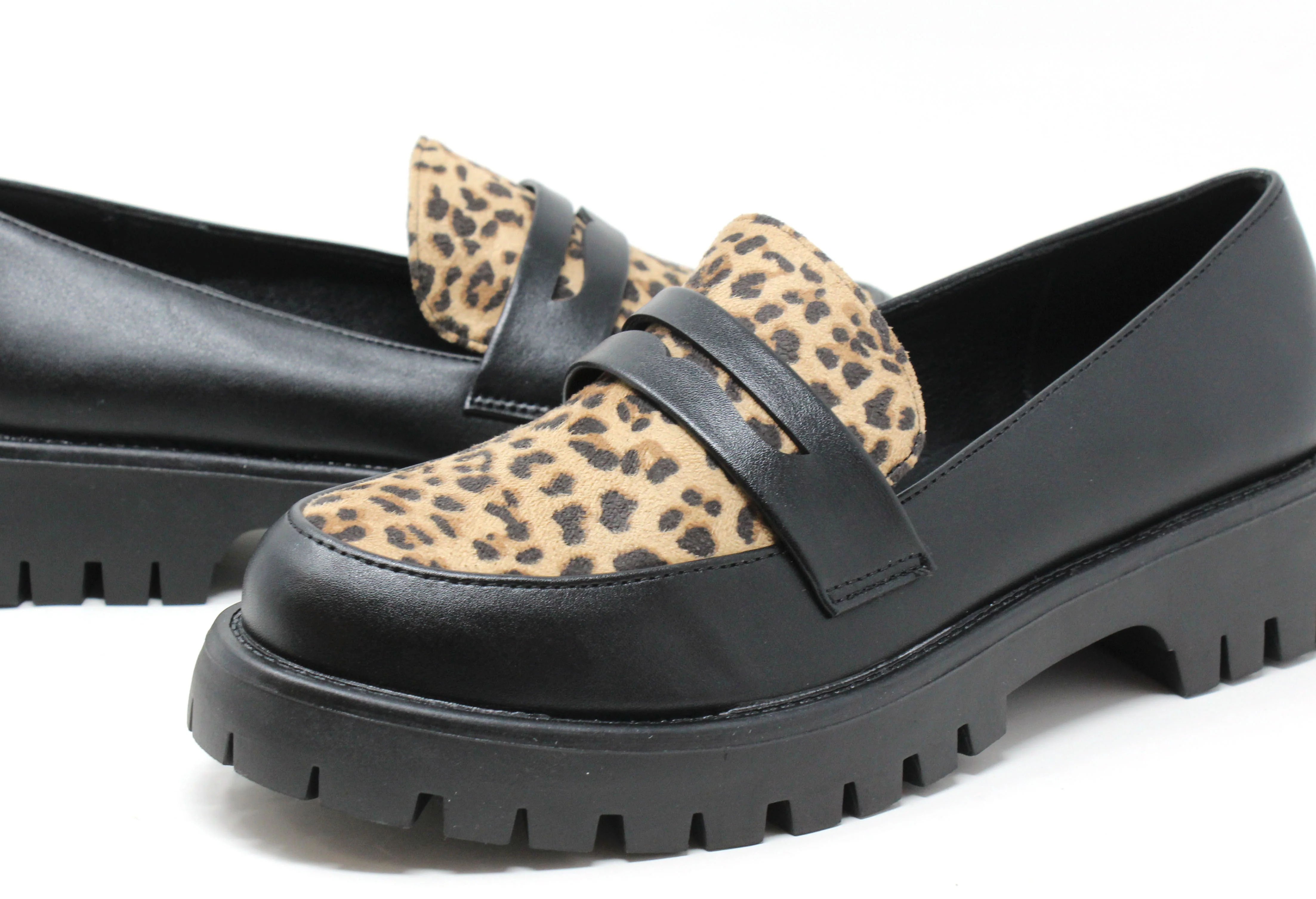 Leopard Front Loafer - Image 4