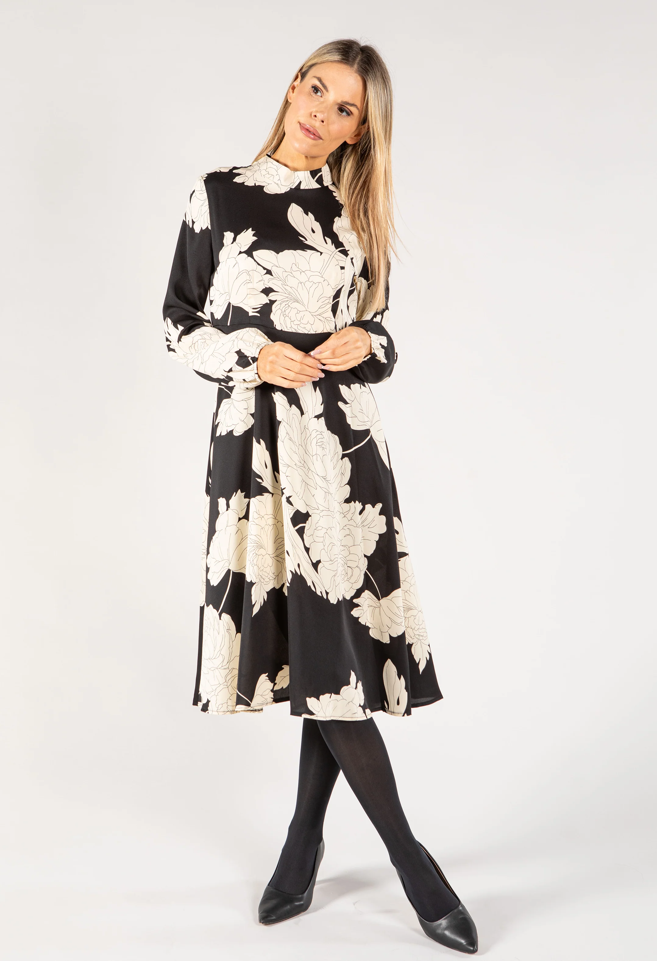 Linework Floral Print Dress - Image 4