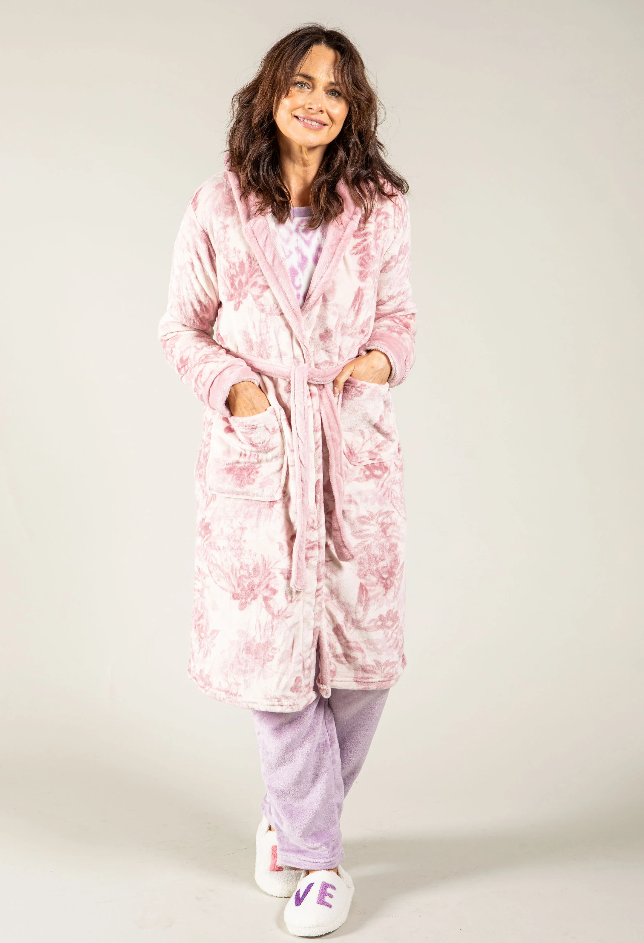 Luxury Hooded Dressing Gown - Image 12