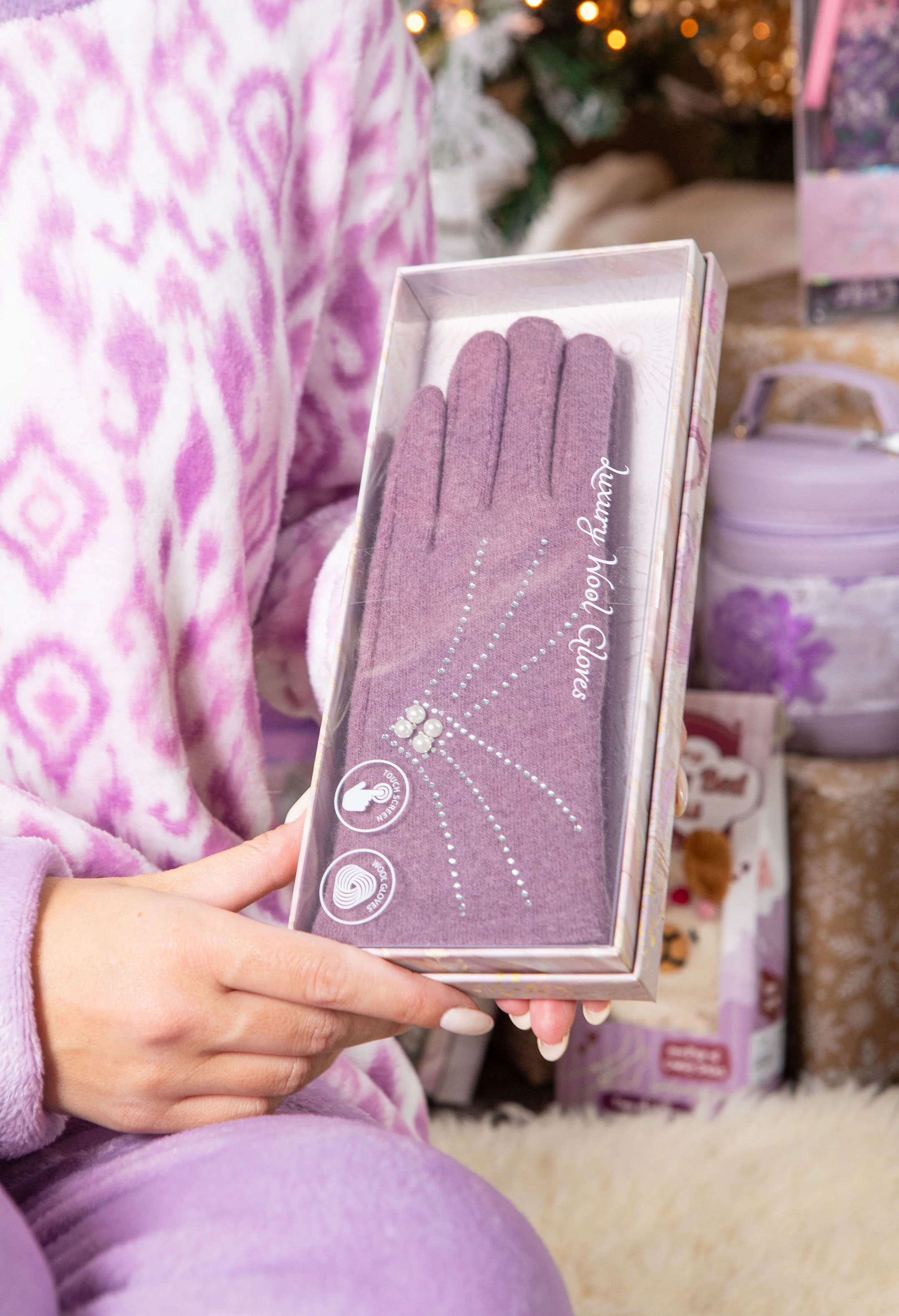 Luxury Wool Gloves - Image 14