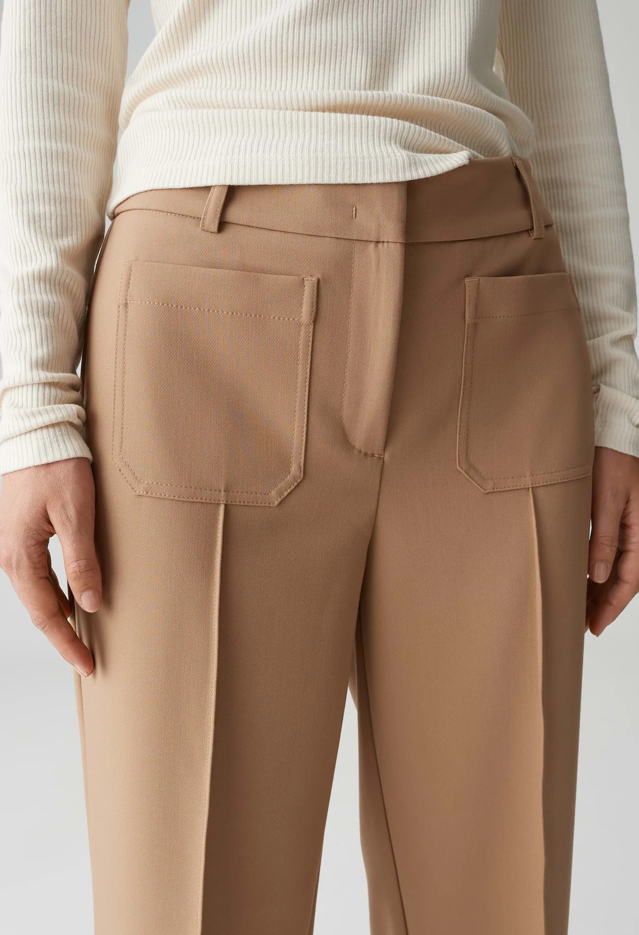 Meeri Dynamic Relaxed City Pants - Image 4