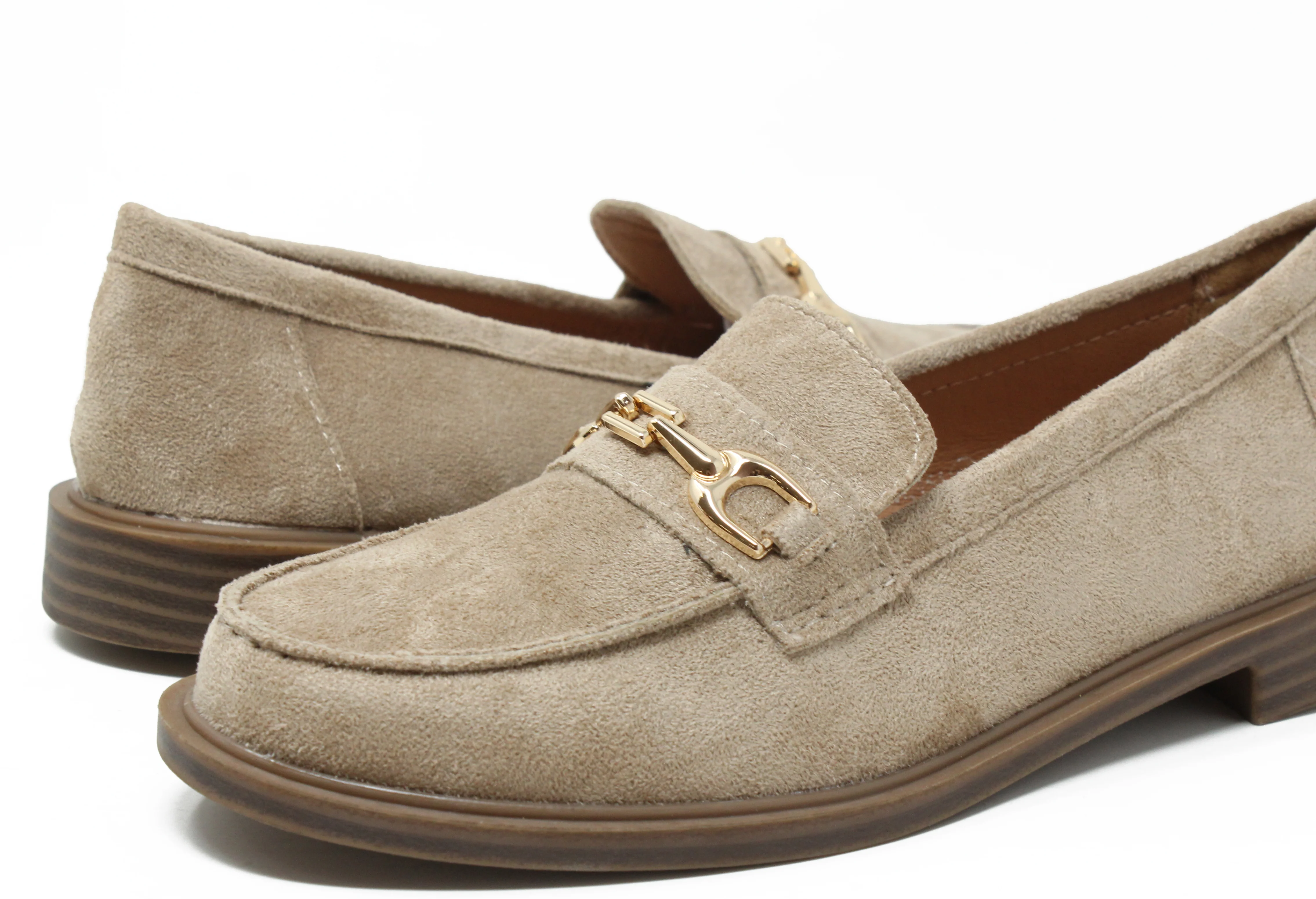 Mini Chain Loafer - Image 10