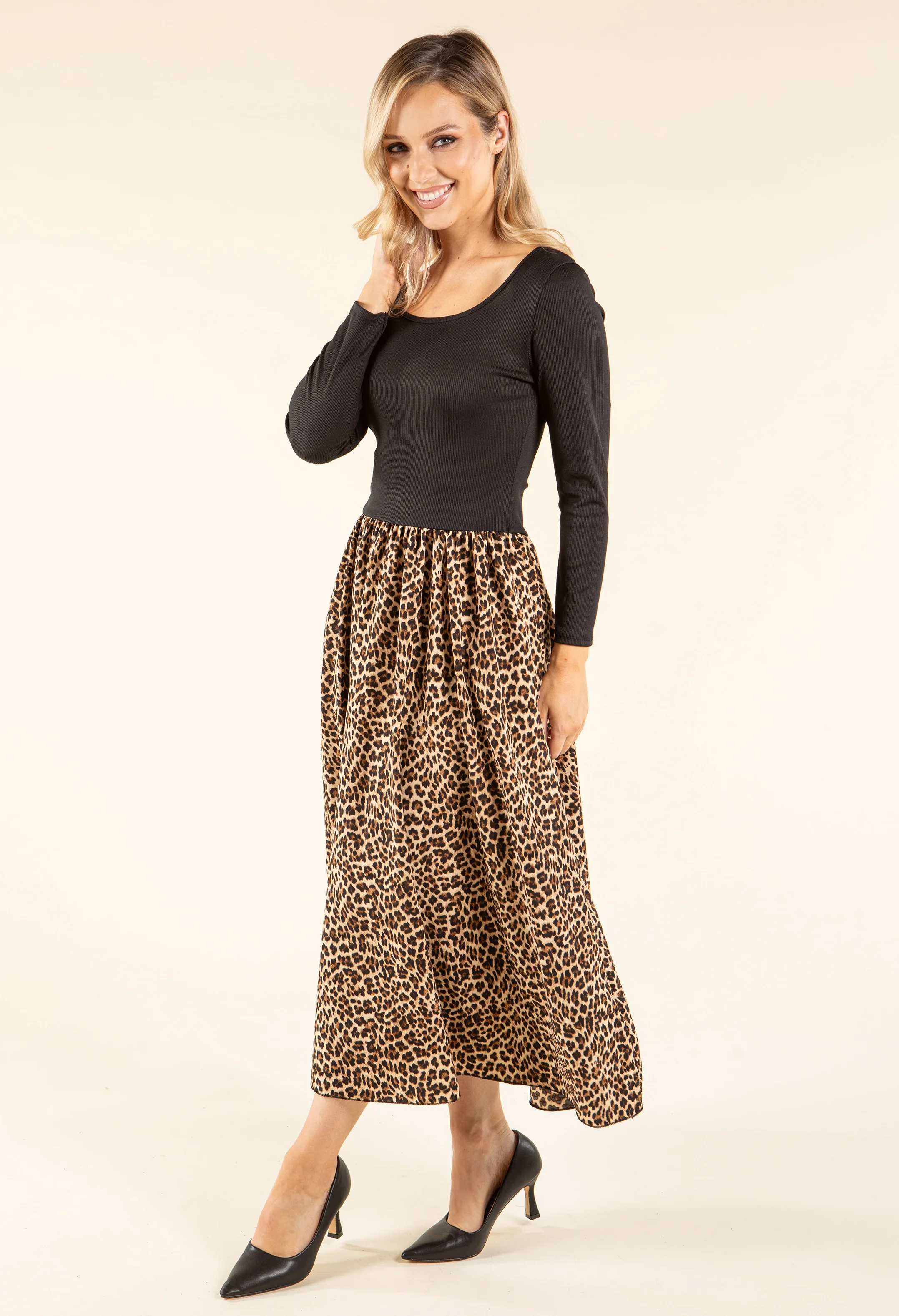 Ribbed Bodice Leopard Midi Dress - Image 3